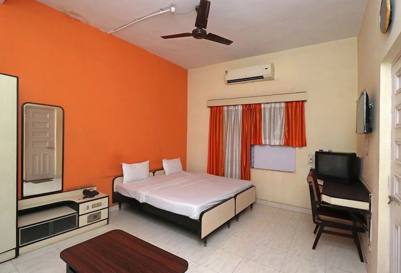 فندق Spot On 37028  Sheela