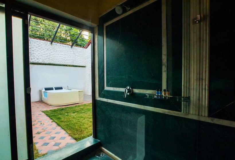 فندق Tuli Veer Bagh Resort