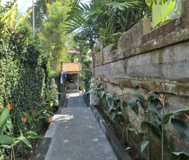 Kubu Rama Cottage