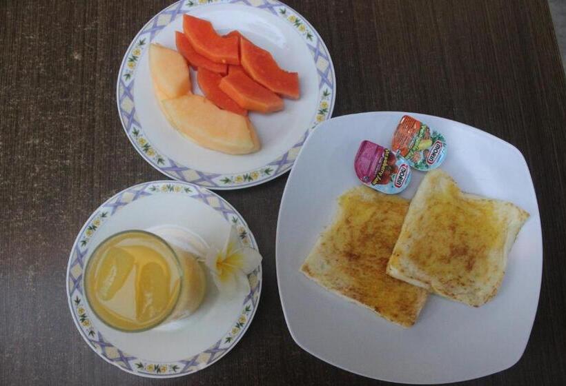 펜션 Loven Sanur Guest House