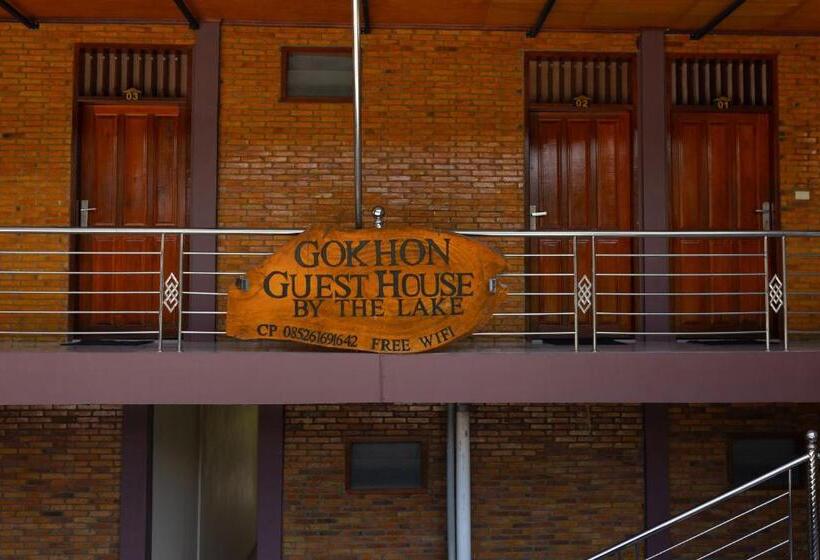 پانسیون Gokhon Guest House