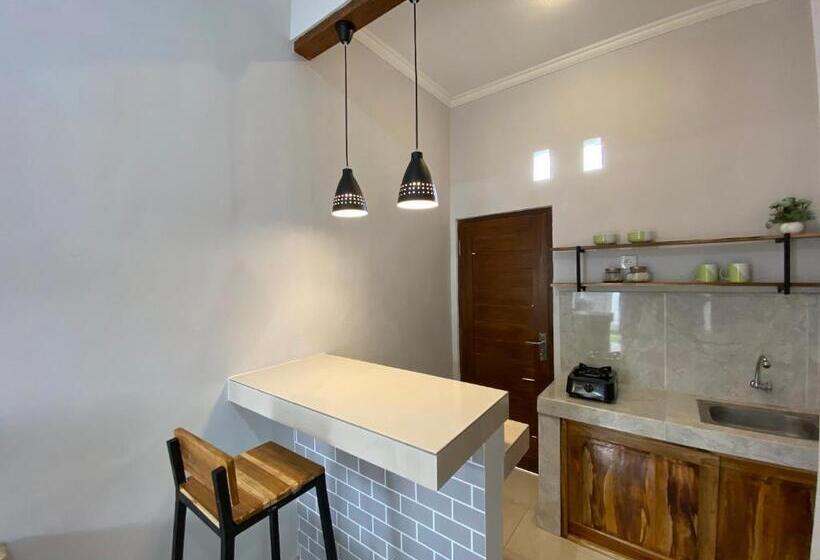 펜션 Lagriya Guest House