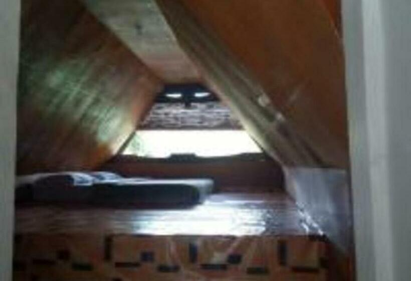 پانسیون Laster Jony S