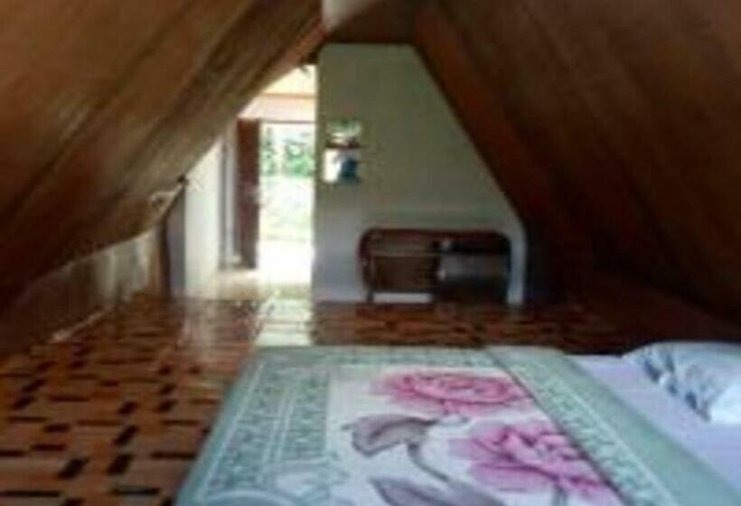 پانسیون Laster Jony S