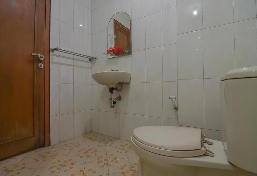 Пансион Reddoorz Near Ipdn 2
