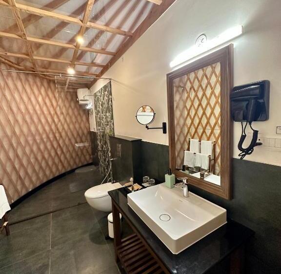 渡假胜地  Machaan Wilderness Lodge Nagarahole