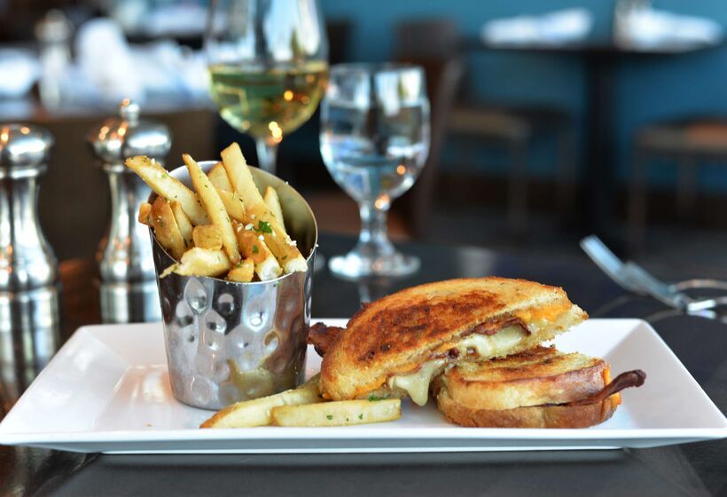 בית מלון כפרי Doubletree By Hilton San Francisco Airport North Bayfront