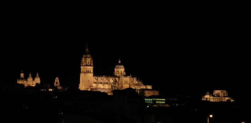 هتل Ele Puente Romano de Salamanca