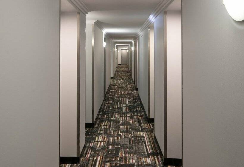 هتل Ibis Styles Sydney Central