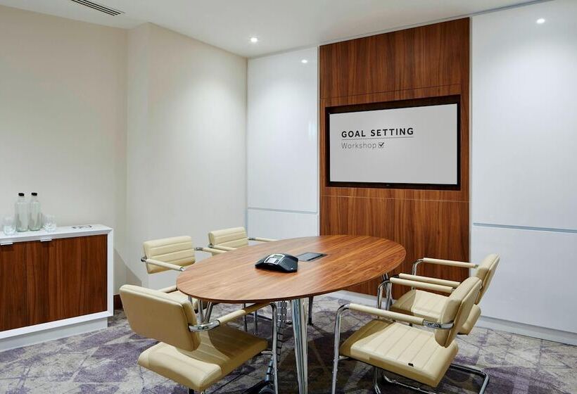 هتل London Heathrow Marriott