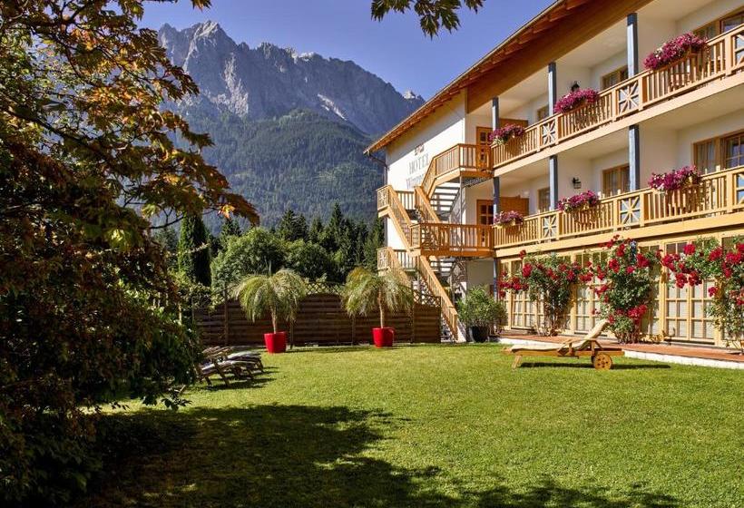 ホテル Romantik Alpen Waxenstein