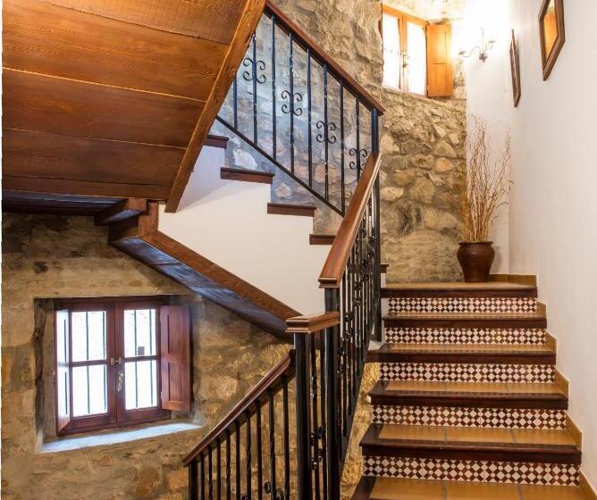 田舎風ホテル Tugasa Hotel La Posada