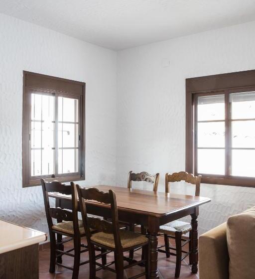 田舎風ホテル Tugasa Hotel La Posada