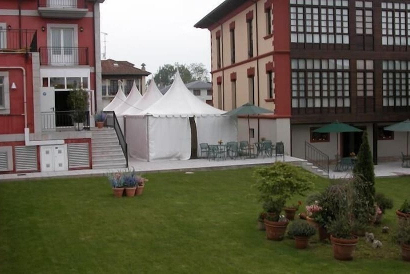 هتل Silken Spa La Hacienda De Don Juan