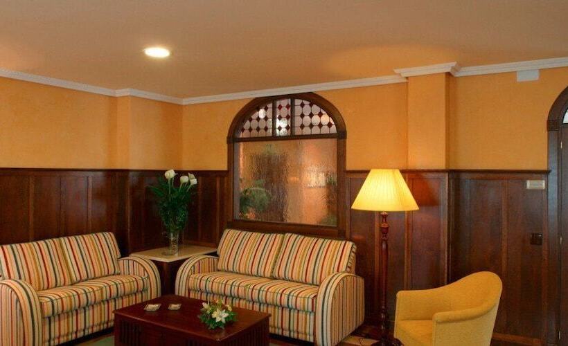 هتل Silken Spa La Hacienda De Don Juan