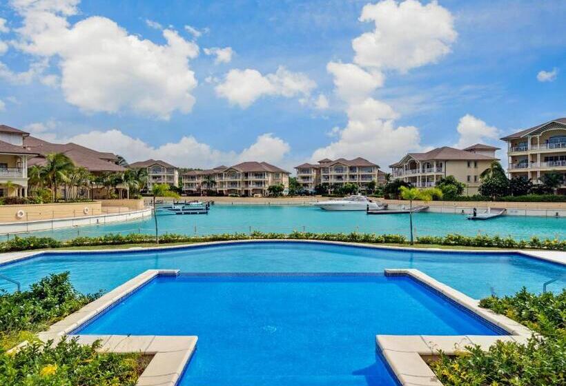 هتل The Landings Resort And Spa  All Suites