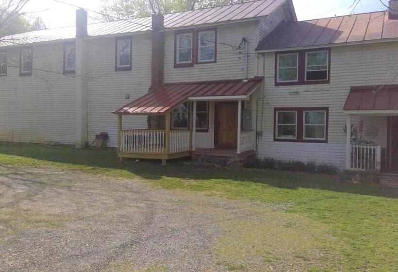 Bliss Point Farm And B&b, Llc