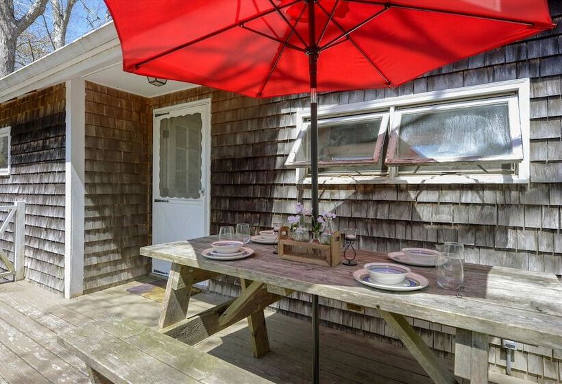 Oak Bluffs 3 Bed Cottage, Walk To Town