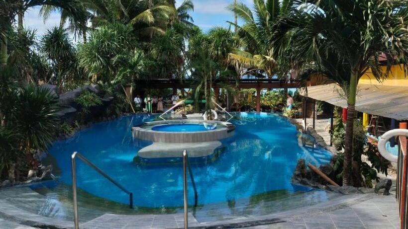 Takatuka Beach Resort