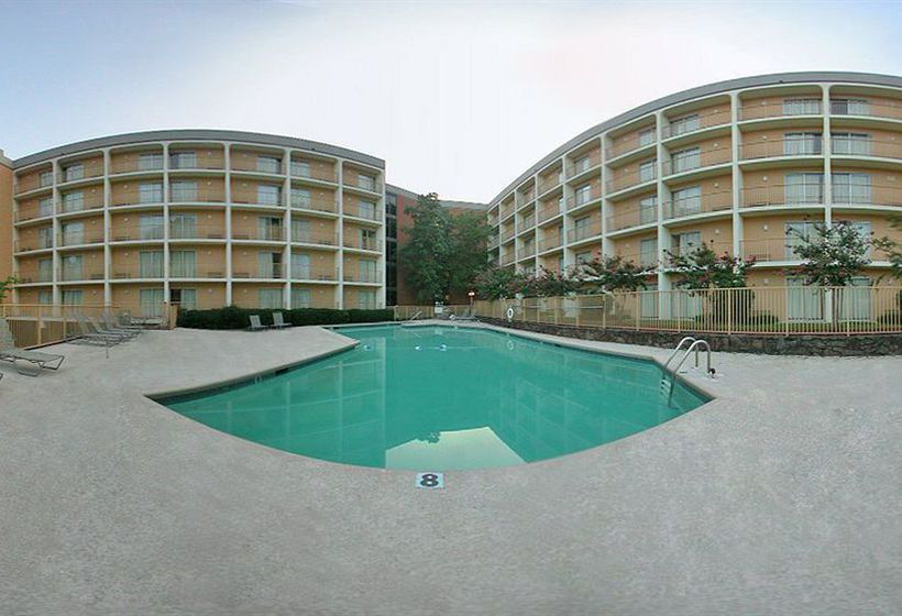 هتل Days Inn By Wyndham Birmingham Al