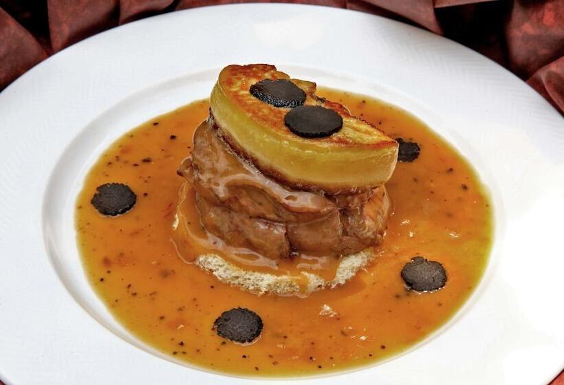 호텔 Hostellerie La Charmille