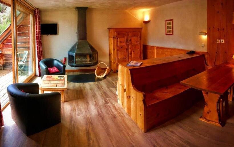 فندق Hôtel & Spa La Ferme De L'izoard