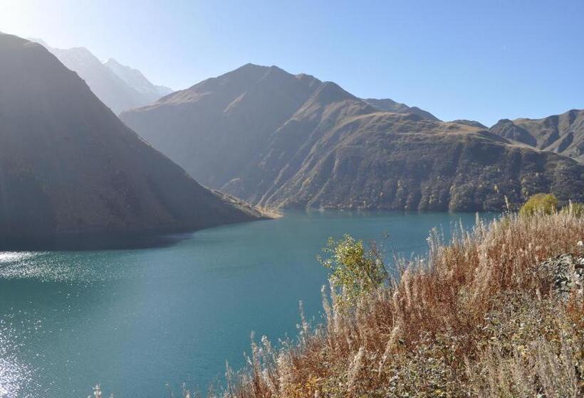 בית מלון כפרי La Foret De Maronne