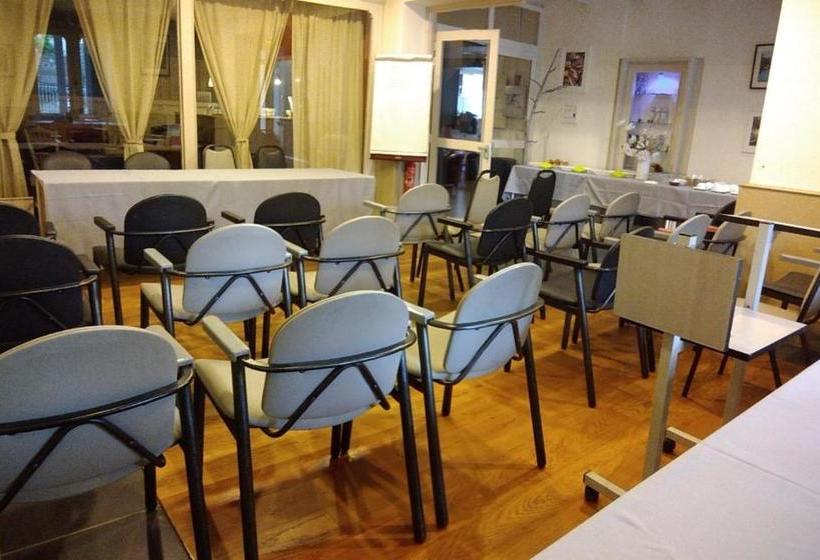 호텔 Hôtel Résidence Larroque