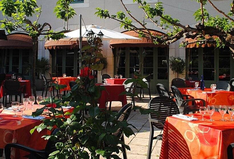 هتل Logis Hostellerie Du Perigord Vert