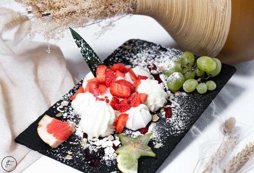 ホテル Logis Hôtel Et Restaurant La Bastide Cabezac