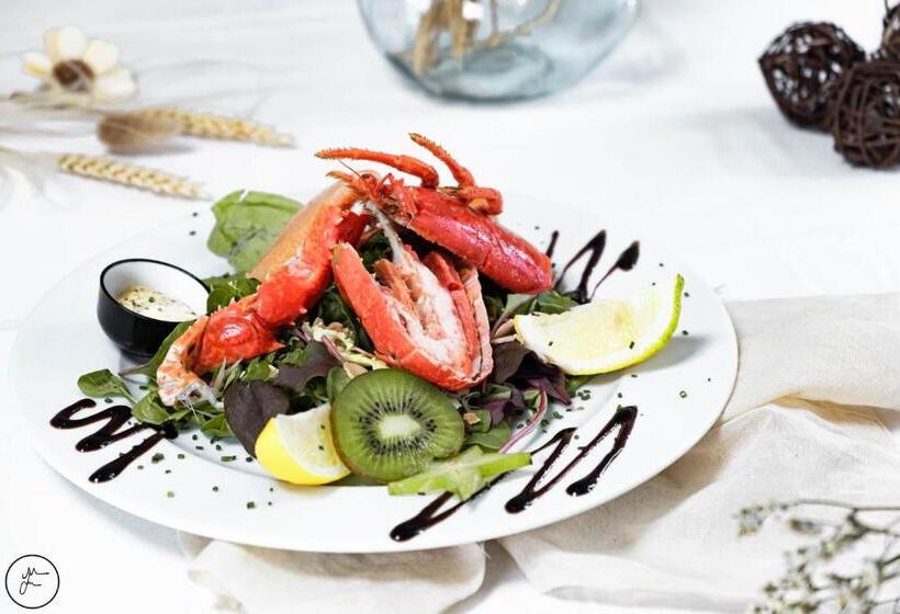 ホテル Logis Hôtel Et Restaurant La Bastide Cabezac
