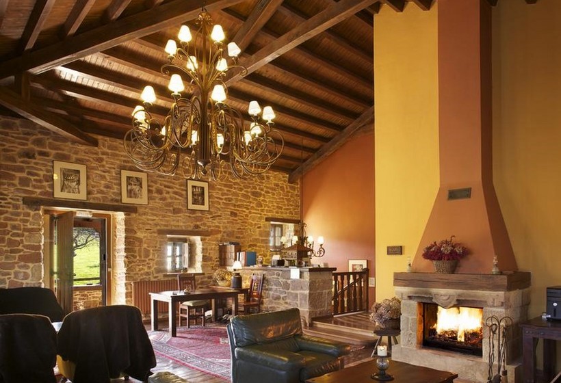 هتل روستایی La Corte De Lugas