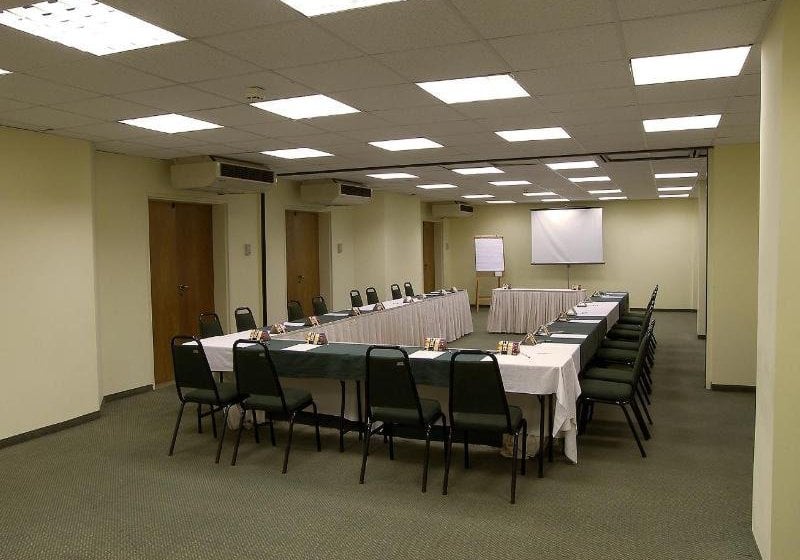 Отель Sleep Inn Ribeirao Preto