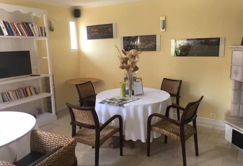 Logis Hotel Le Nuage