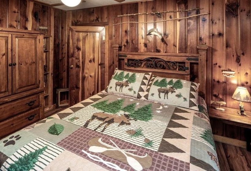 Bear Country Cabin