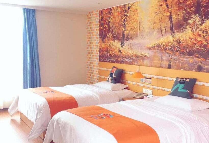 Pai Hotel Nanjing West Shengtai Road Subway Station