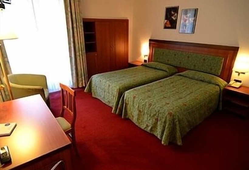 Отель Albergo Ristorante Della Torre