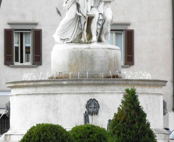 Отель Albergo Ristorante Della Torre