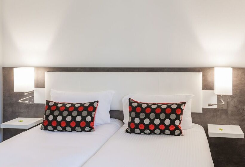 Logis Hotel Restaurant & Spa Au Comte D Ornon