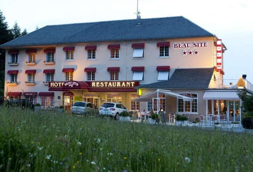 ホテル Logis Hôtel Beau Site