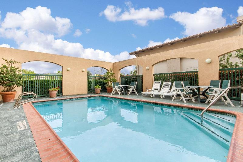 호텔 Comfort Inn South San Jose  Morgan Hill