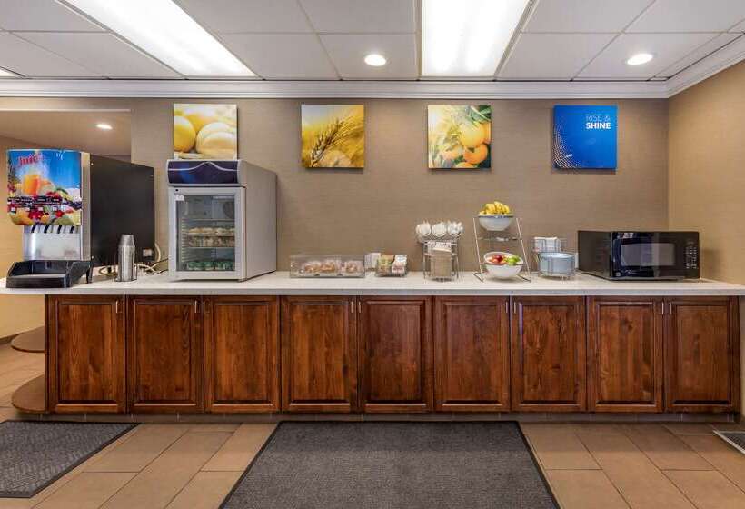 酒店 Comfort Suites Near Six Flags Magic Mountain
