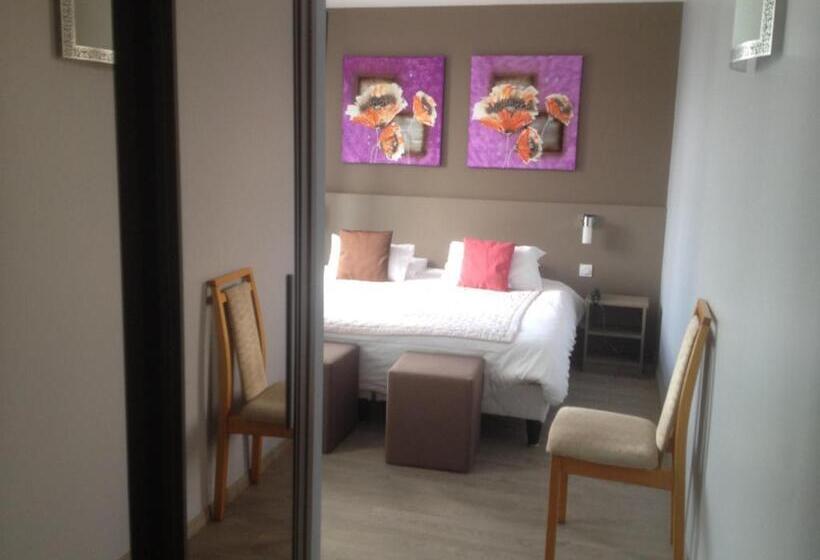 ホテル Logis Hôtel Restaurant De France