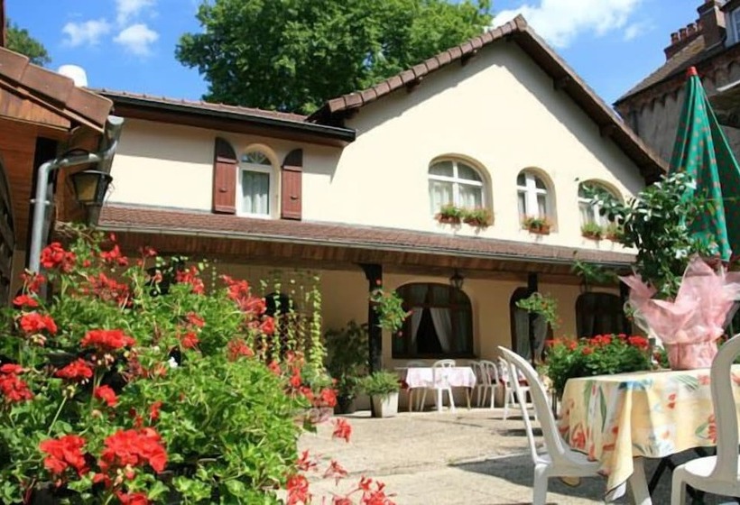 فندق Doubs Rivage