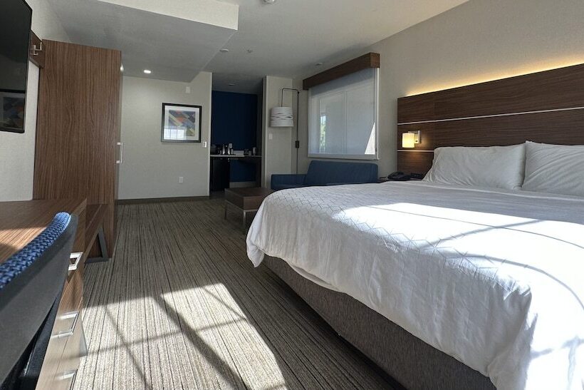فندق Holiday Inn Express & Suites Mountain View, An Ihg