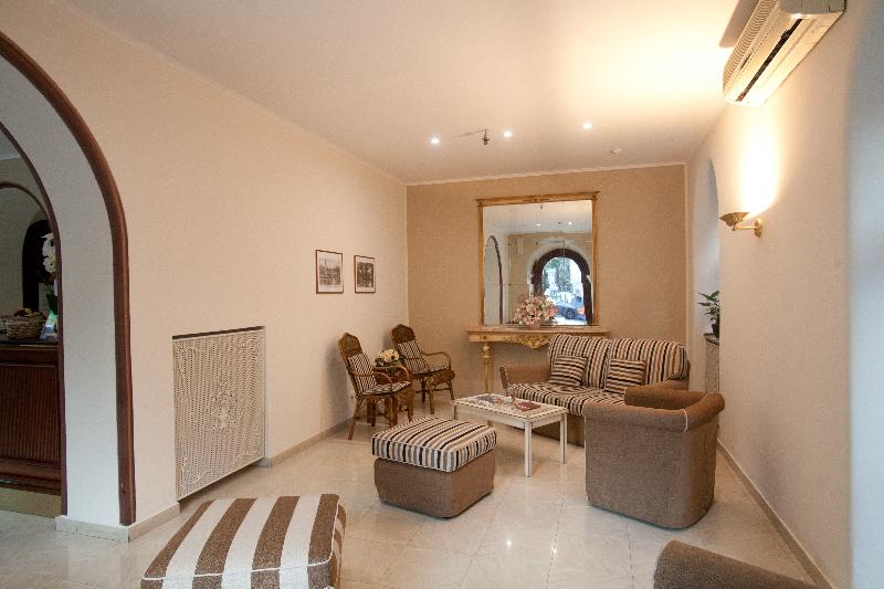 هتل Giulio Cesare