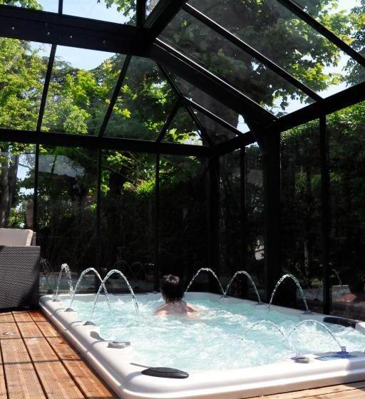 ホテル Hostellerie Et Spa De La Vieille Ferme