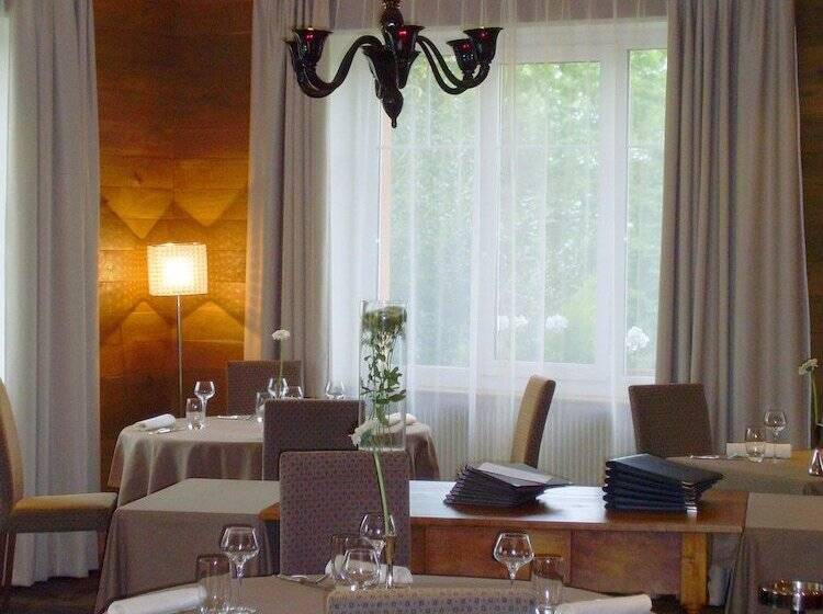 酒店 Logis Hôtel Restaurant La Rochette