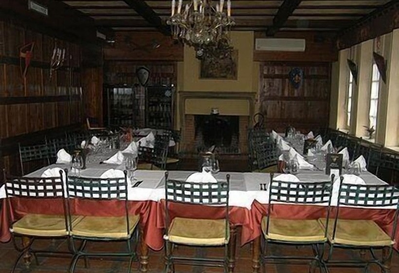 فندق La Tablee Medievale