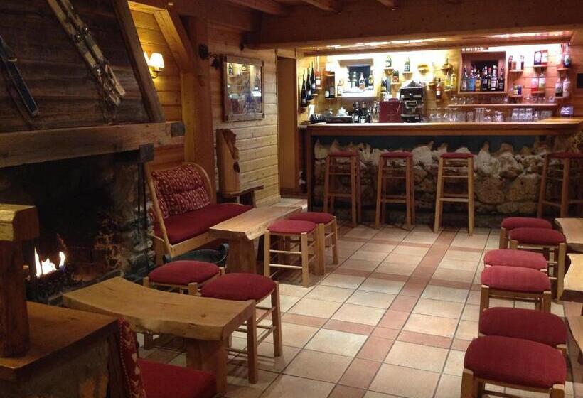 בית מלון כפרי Le Caprice Des Neiges